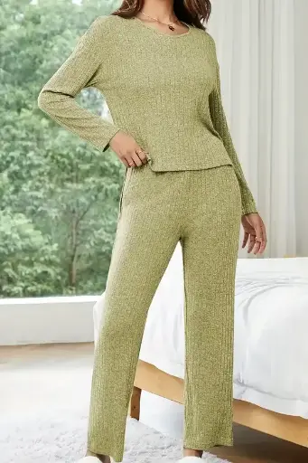 Women’s Ribbed Lounge Set (Top + Pants)